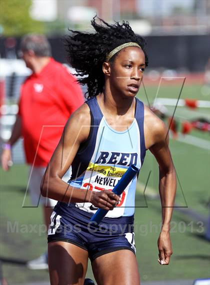 Thumbnail 2 in Arcadia Invitational (4x400 Relay) photogallery.
