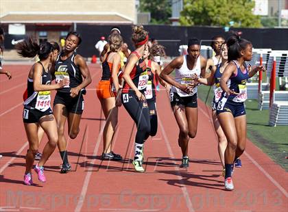 Thumbnail 2 in Arcadia Invitational (4x400 Relay) photogallery.