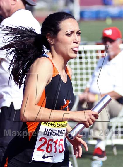 Thumbnail 2 in Arcadia Invitational (4x400 Relay) photogallery.