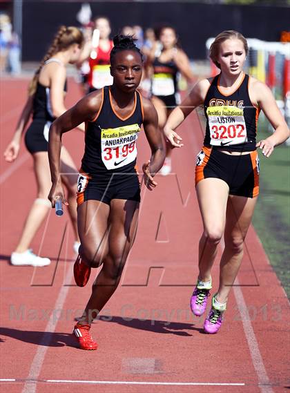 Thumbnail 1 in Arcadia Invitational (4x400 Relay) photogallery.