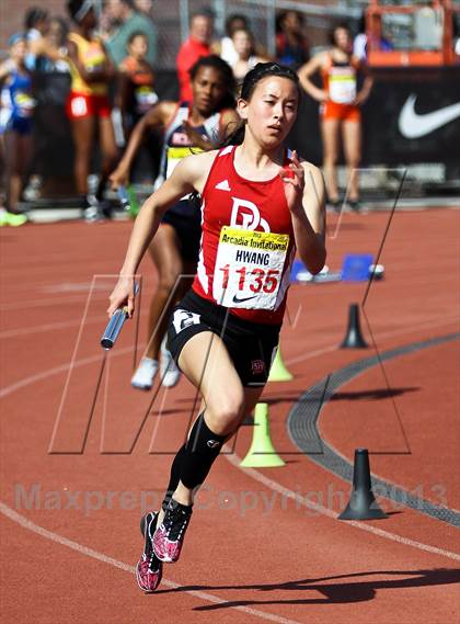Thumbnail 3 in Arcadia Invitational (4x400 Relay) photogallery.