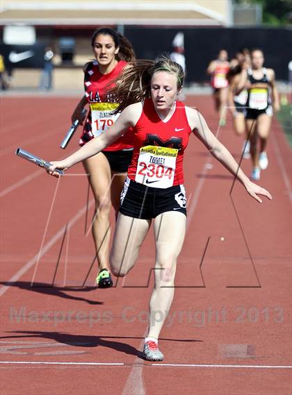 Thumbnail 1 in Arcadia Invitational (4x400 Relay) photogallery.