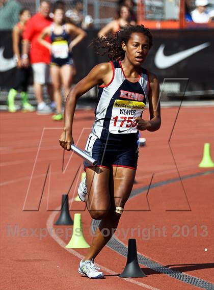 Thumbnail 2 in Arcadia Invitational (4x400 Relay) photogallery.