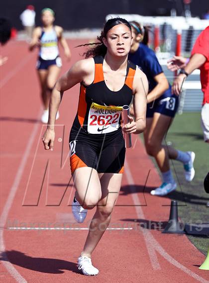 Thumbnail 2 in Arcadia Invitational (4x400 Relay) photogallery.