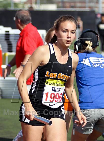 Thumbnail 2 in Arcadia Invitational (4x400 Relay) photogallery.