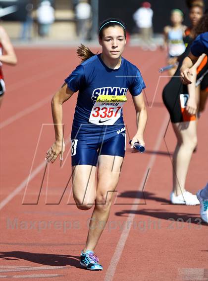 Thumbnail 2 in Arcadia Invitational (4x400 Relay) photogallery.