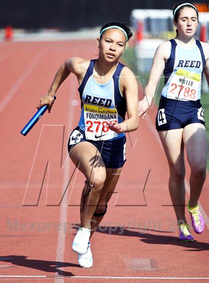 Thumbnail 1 in Arcadia Invitational (4x400 Relay) photogallery.