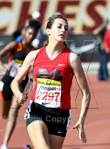 Thumbnail 2 in Arcadia Invitational (4x400 Relay) photogallery.