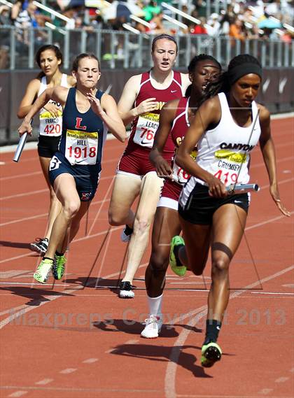 Thumbnail 1 in Arcadia Invitational (4x400 Relay) photogallery.