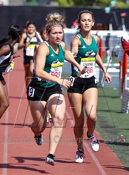 Thumbnail 1 in Arcadia Invitational (4x400 Relay) photogallery.