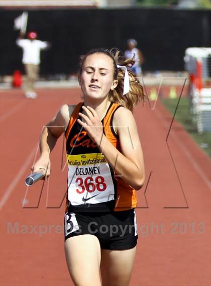 Thumbnail 2 in Arcadia Invitational (4x400 Relay) photogallery.