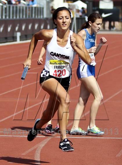 Thumbnail 2 in Arcadia Invitational (4x400 Relay) photogallery.