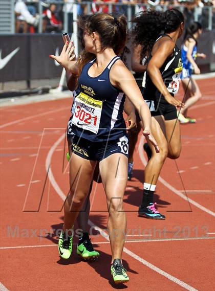Thumbnail 3 in Arcadia Invitational (4x400 Relay) photogallery.