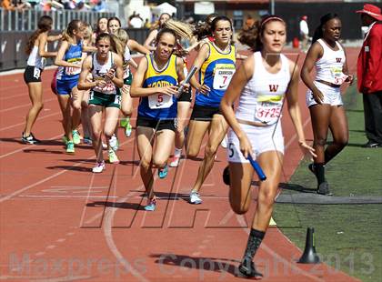 Thumbnail 2 in Arcadia Invitational (4x400 Relay) photogallery.