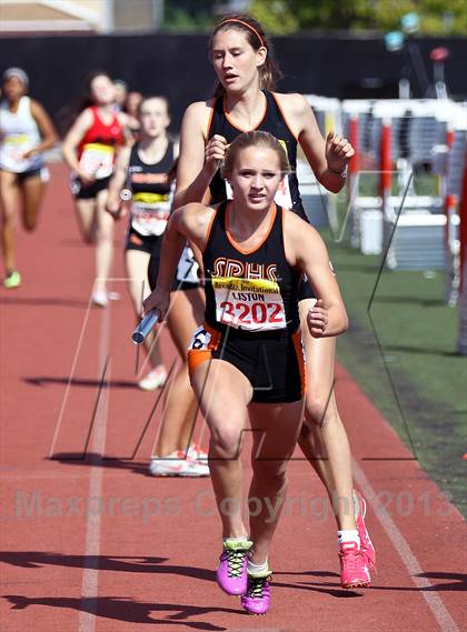 Thumbnail 3 in Arcadia Invitational (4x400 Relay) photogallery.