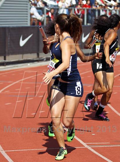 Thumbnail 1 in Arcadia Invitational (4x400 Relay) photogallery.