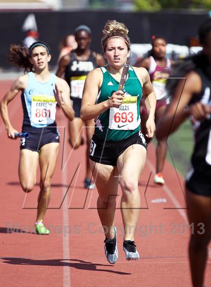Thumbnail 3 in Arcadia Invitational (4x400 Relay) photogallery.