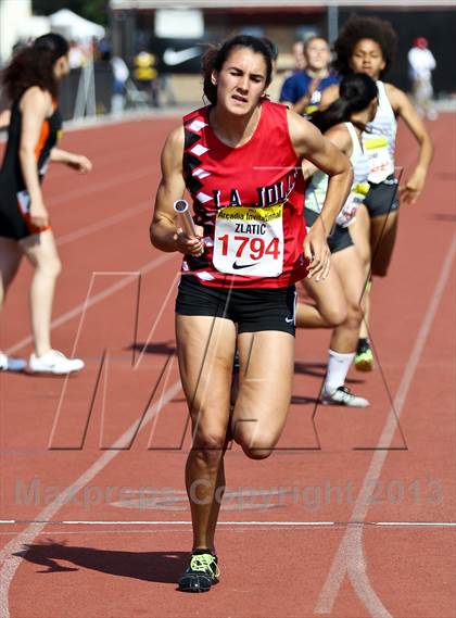 Thumbnail 3 in Arcadia Invitational (4x400 Relay) photogallery.