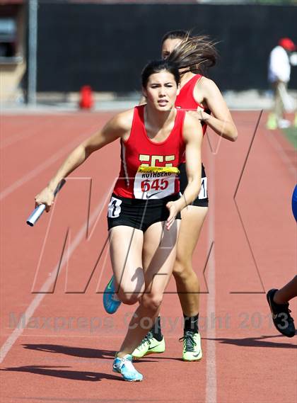 Thumbnail 3 in Arcadia Invitational (4x400 Relay) photogallery.