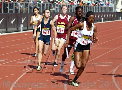 Thumbnail 2 in Arcadia Invitational (4x400 Relay) photogallery.