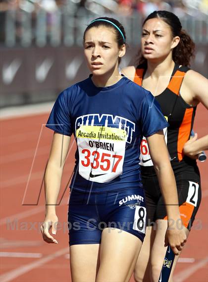 Thumbnail 2 in Arcadia Invitational (4x400 Relay) photogallery.