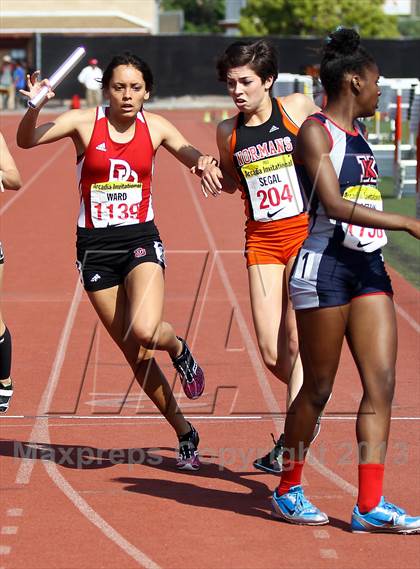Thumbnail 1 in Arcadia Invitational (4x400 Relay) photogallery.