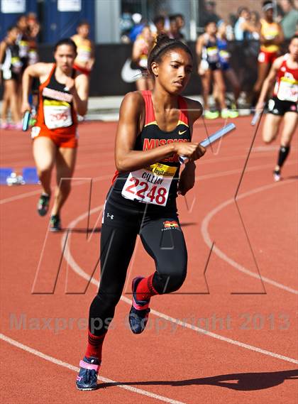 Thumbnail 3 in Arcadia Invitational (4x400 Relay) photogallery.