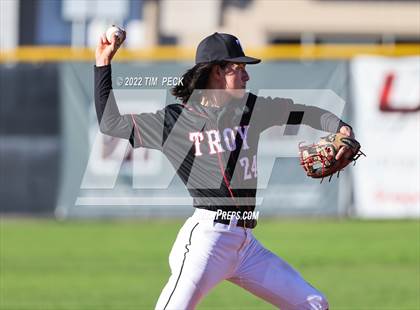 Thumbnail 2 in Troy @ Villa Park photogallery.