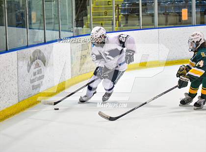 Thumbnail 3 in Randolph vs. Morris Knolls photogallery.