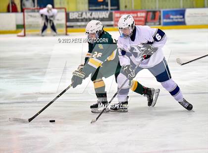 Thumbnail 1 in Randolph vs. Morris Knolls photogallery.