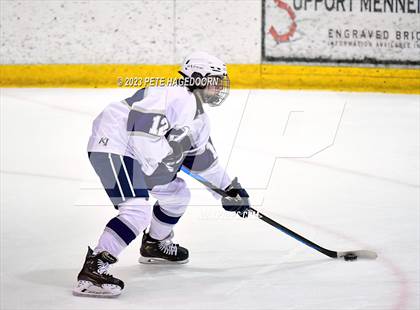 Thumbnail 1 in Randolph vs. Morris Knolls photogallery.