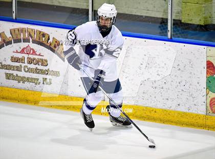 Thumbnail 1 in Randolph vs. Morris Knolls photogallery.