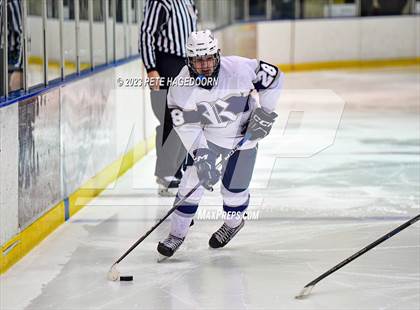 Thumbnail 1 in Randolph vs. Morris Knolls photogallery.