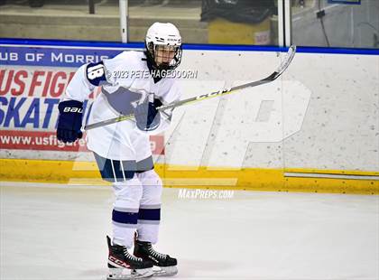 Thumbnail 2 in Randolph vs. Morris Knolls photogallery.