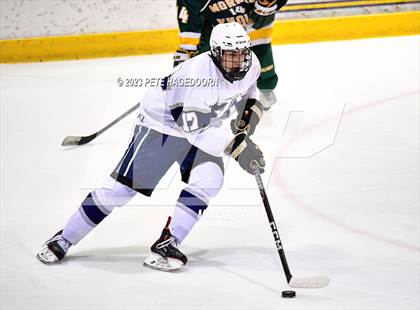 Thumbnail 2 in Randolph vs. Morris Knolls photogallery.