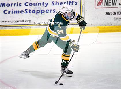 Thumbnail 2 in Randolph vs. Morris Knolls photogallery.