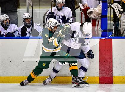 Thumbnail 3 in Randolph vs. Morris Knolls photogallery.