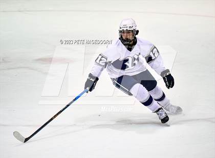 Thumbnail 3 in Randolph vs. Morris Knolls photogallery.