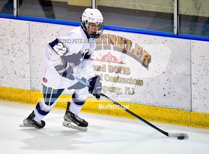 Thumbnail 3 in Randolph vs. Morris Knolls photogallery.