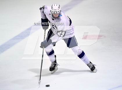 Thumbnail 3 in Randolph vs. Morris Knolls photogallery.