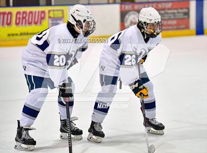 Thumbnail 2 in Randolph vs. Morris Knolls photogallery.