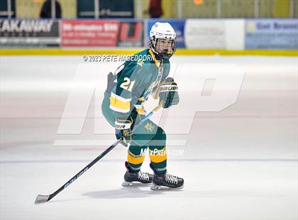 Thumbnail 3 in Randolph vs. Morris Knolls photogallery.