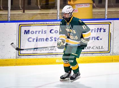 Thumbnail 3 in Randolph vs. Morris Knolls photogallery.