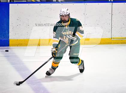 Thumbnail 3 in Randolph vs. Morris Knolls photogallery.