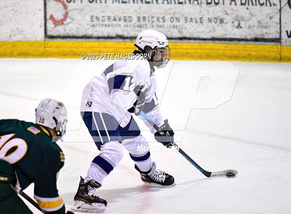 Thumbnail 2 in Randolph vs. Morris Knolls photogallery.