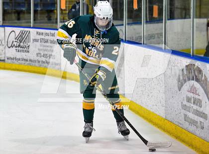 Thumbnail 1 in Randolph vs. Morris Knolls photogallery.