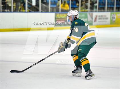 Thumbnail 3 in Randolph vs. Morris Knolls photogallery.
