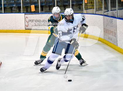Thumbnail 3 in Randolph vs. Morris Knolls photogallery.