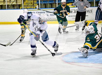 Thumbnail 2 in Randolph vs. Morris Knolls photogallery.