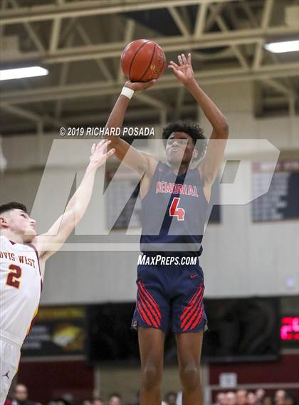 Thumbnail 1 in San Joaquin Memorial @ Clovis West (Nike Invitational) photogallery.